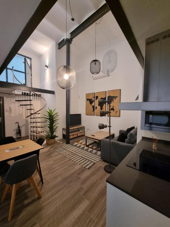 Duplex Moderno En Alameda Apartment เซบีญา ภายนอก รูปภาพ